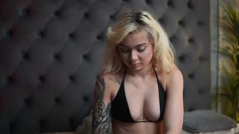 Snapshot of biankaviper chatting on 23, 6, 2026 Bianka online show from 23, 6, 2026