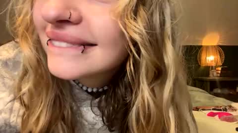 Ellie  online show from 13, 3, 2026