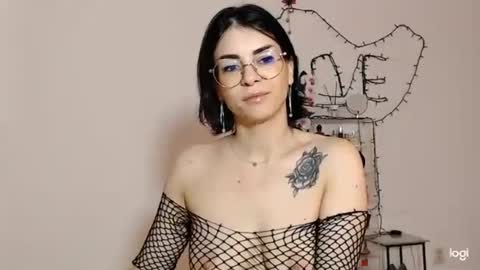 innasugarwild online show from 10, 6, 2026