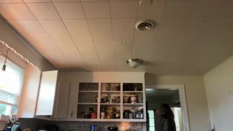 Easy Jay online show from 11, 9, 2025