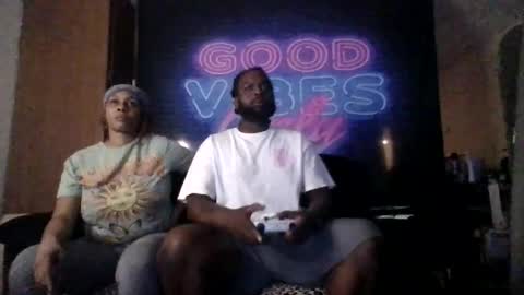 thatcoupledawg online show from 8, 1, 2026