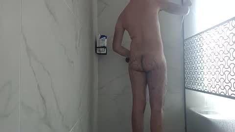 Snapshot of big_hairy_boy chatting on 21, 10, 2025 big_hairy_boy online show from 21, 10, 2025
