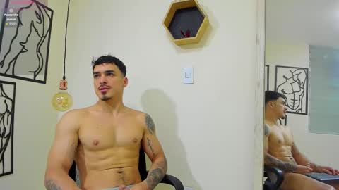 Snapshot of big_valentinhunk7 chatting on 19, 2, 2026 big_valentinhunk7 online show from 19, 2, 2026