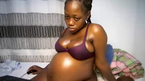 bigass001_ online show from 10, 1, 2025