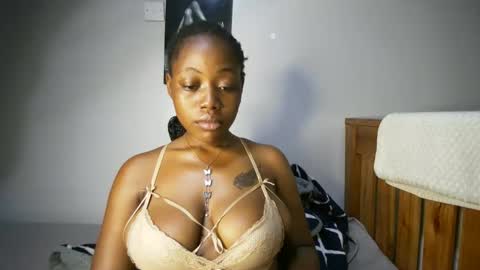 bigass001_ online show from 26, 11, 2025