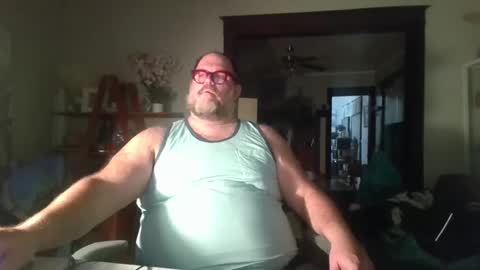 Snapshot of bigbearlittlebear2 chatting on 16, 11, 2025 Bear Woods online show from 16, 11, 2025