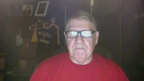 Snapshot of bigbeerdrinker1 chatting on 2, 3, 2025 bigbeerdrinker online show from 2, 3, 2025