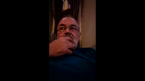 Snapshot of bigbibear88 chatting on 24, 5, 2026 bigbibear88 online show from 24, 5, 2026