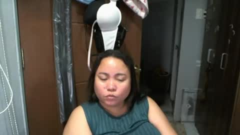 Snapshot of bigboobslyn chatting on 12, 6, 2026 bigboobslyn online show from 12, 6, 2026