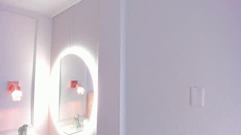 Snapshot of bigboobsnaughty1 chatting on 17, 9, 2025 online show from 17, 9, 2025