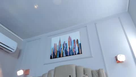 Snapshot of bigboobsnaughty1 chatting on 21, 11, 2025 online show from 21, 11, 2025