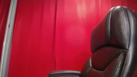 LaraFire online show from 30, 9, 2025