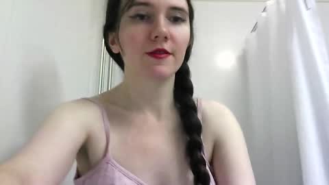 Isabella online show from 16, 9, 2025