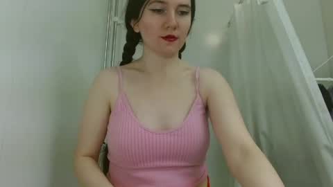 Isabella online show from 18, 4, 2026