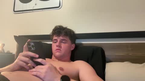 Snapshot of bigbootyburger1 chatting on 16, 2, 2026 bigbootyburger1 online show from 16, 2, 2026