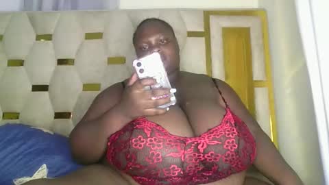 Snapshot of bigchocotities chatting on 1, 11, 2025 bigchocotities online show from 1, 11, 2025