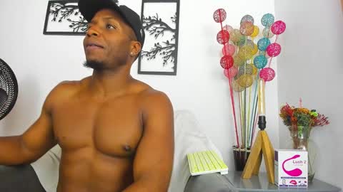 sexy muscle online show from 9, 3, 2025