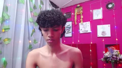 Snapshot of bigcock_sexys chatting on 21, 2, 2026 bigcock_sexys online show from 21, 2, 2026