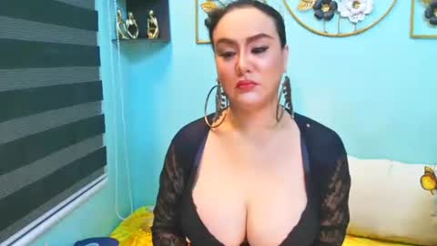 Snapshot of bigcocknloadstits chatting on 13, 9, 2025 Flirty Sofia online show from 13, 9, 2025