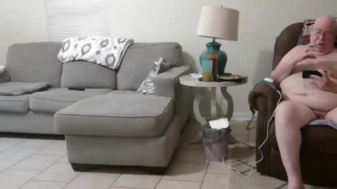 Snapshot of bigcraig123 chatting on 5, 10, 2025 Craig online show from 5, 10, 2025