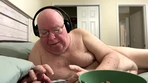 Snapshot of bigcraig123 chatting on 2, 11, 2025 Craig online show from 2, 11, 2025