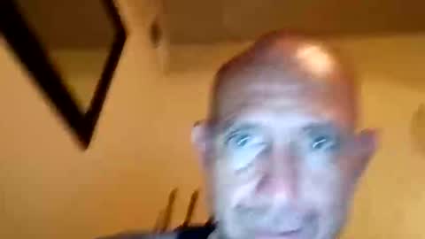 Snapshot of bigdick31589 chatting on 5, 5, 2026 bigdick31589 online show from 5, 5, 2026