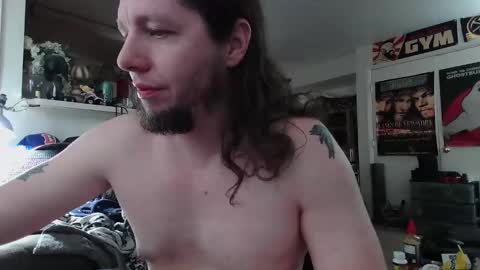 biggerisbetter21 online show from 15, 10, 2025