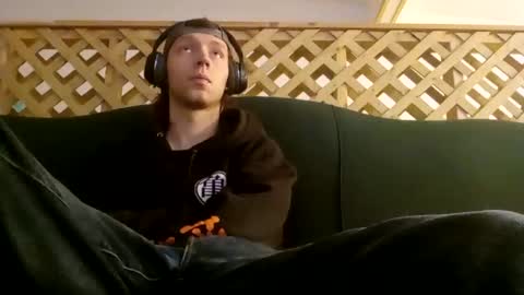 biggestboiiii online show from 6, 11, 2025