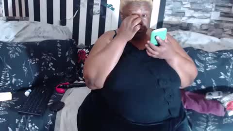 bighotmature online show from 29, 4, 2026