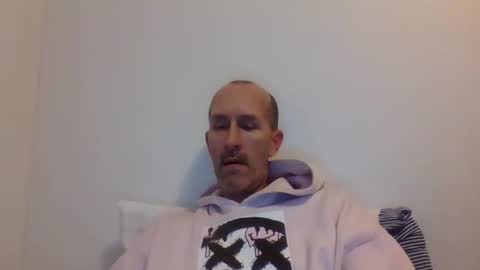 Snapshot of bighugemouthful chatting on 15, 2, 2025 Chaz online show from 15, 2, 2025