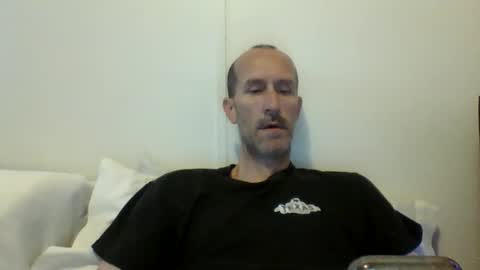 Snapshot of bighugemouthful chatting on 18, 9, 2025 Chaz online show from 18, 9, 2025