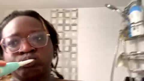 bigkittyraven online show from 10, 2, 2026