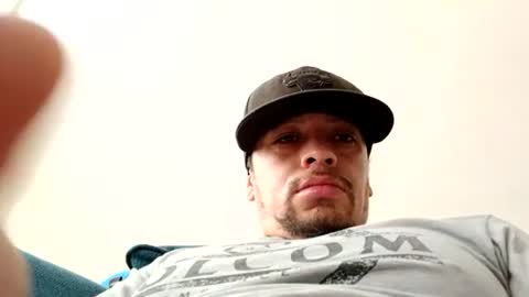 biglatinochorizo online show from 11, 1, 2025