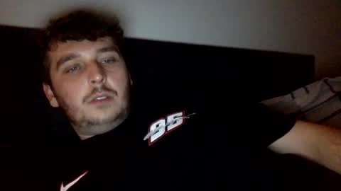 bigleeee9 online show from 8, 11, 2025