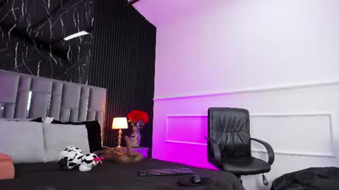 Zayra online show from 22, 7, 2026