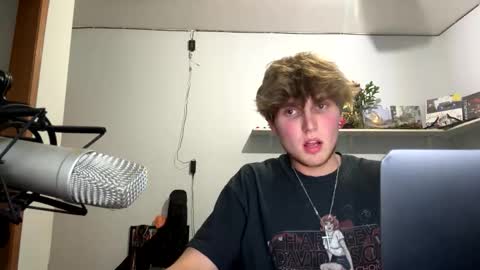 bigskinnyboyshh online show from 17, 10, 2025