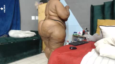 bigsuperbutt online show from 29, 3, 2026