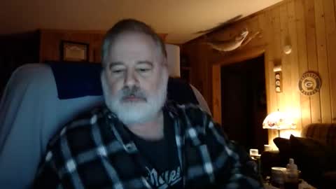 Snapshot of bigthicksatisfying2 chatting on 3, 5, 2026 bigthicksatisfying2 online show from 3, 5, 2026