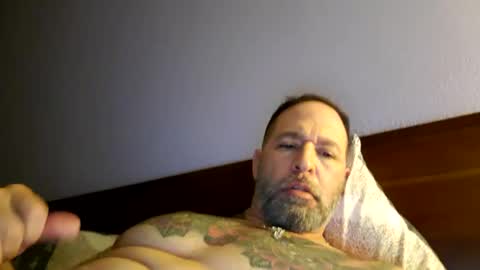 Snapshot of biguylasvegas chatting on 5, 1, 2025 biguylasvegas online show from 5, 1, 2025