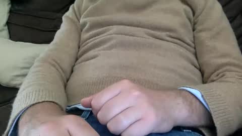 Snapshot of bigvic25cm chatting on 4, 3, 2025 bigvic25cm online show from 4, 3, 2025