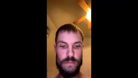 Snapshot of bigwhitecocload chatting on 10, 3, 2026 DabDeeznuts online show from 10, 3, 2026