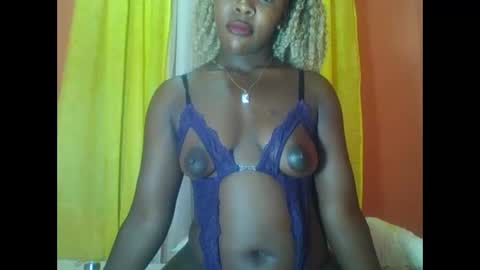 Snapshot of bilion_ass chatting on 3, 1, 2025 TREZAH online show from 3, 1, 2025