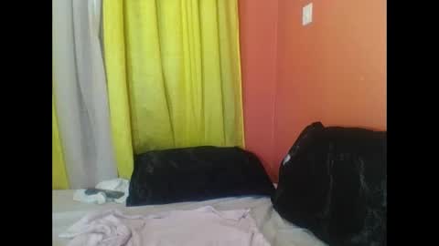 Snapshot of bilion_ass chatting on 6, 2, 2025 TREZAH online show from 6, 2, 2025