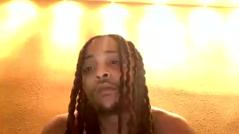 Snapshot of billx65 chatting on 19, 10, 2025 billx65 online show from 19, 10, 2025