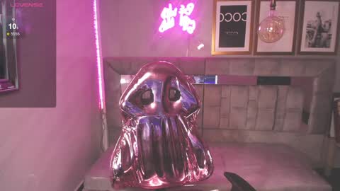 Live 1000pm 600am COLOMBIAN HOUR online show from 7, 2, 2025