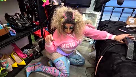 Snapshot of bimbogiga chatting on 23, 12, 2025 bimbogiga online show from 23, 12, 2025