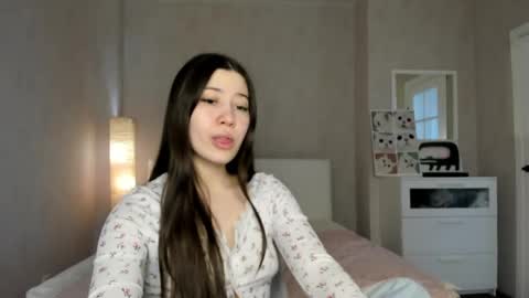 Snapshot of bina_mima chatting on 24, 4, 2026 bina_mima online show from 24, 4, 2026