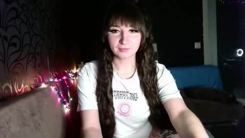 birdie_kiss online show from 10, 2, 2026