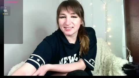 Snapshot of birdie_kiss chatting on 13, 5, 2026 birdie_kiss online show from 13, 5, 2026