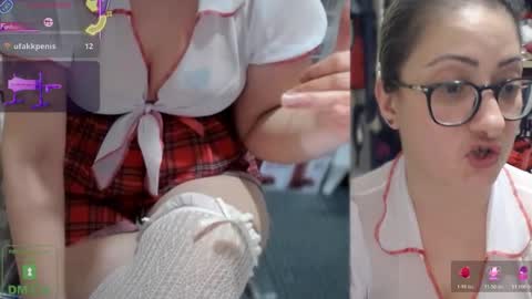 bisex woman online show from 20, 12, 2025